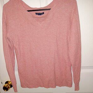 Juniors pink American eagle outfitters tee